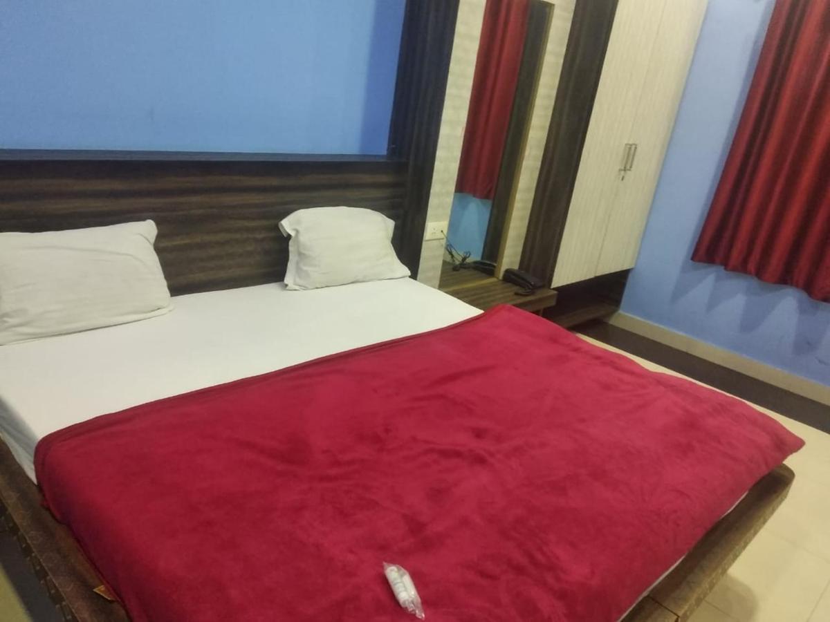 Negi'S Grand By Wb Hotels Kanpur Exterior foto
